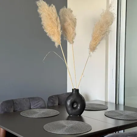 Appartement Skyline Retreat At Sky Towers With And Fitness Access *