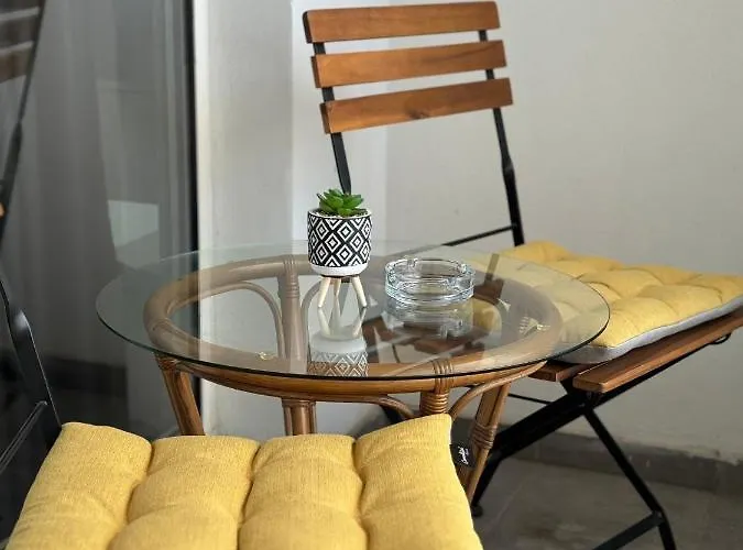 Skyline Retreat At Sky Towers With And Fitness Access Lejlighed Skopje