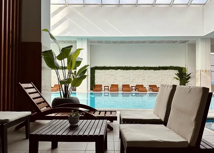 Skyline Retreat At Sky Towers With And Fitness Access Skopje