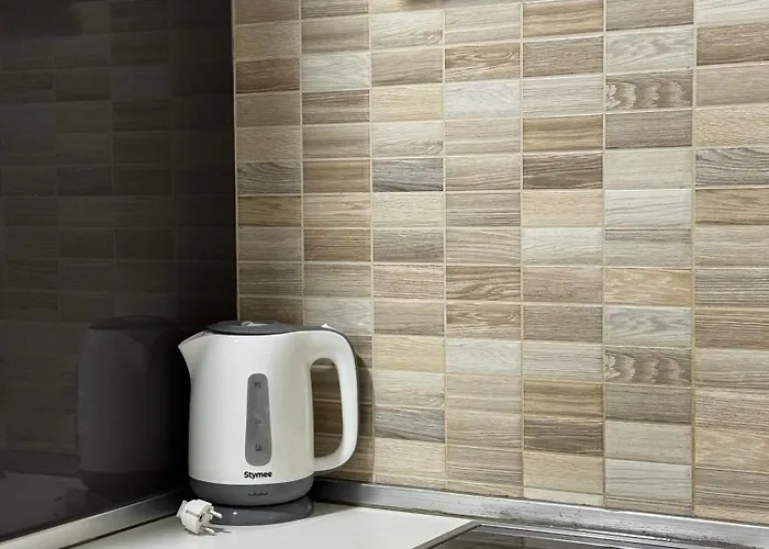 Skyline Retreat At Sky Towers With And Fitness Access Skopje